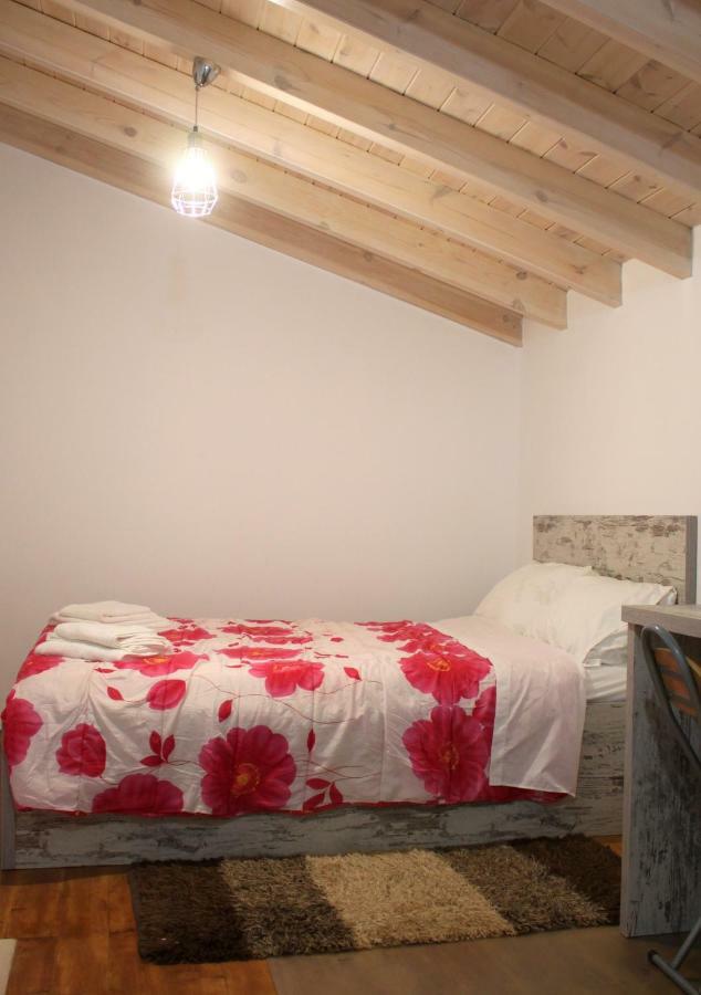 Evanna House Sými Luaran gambar